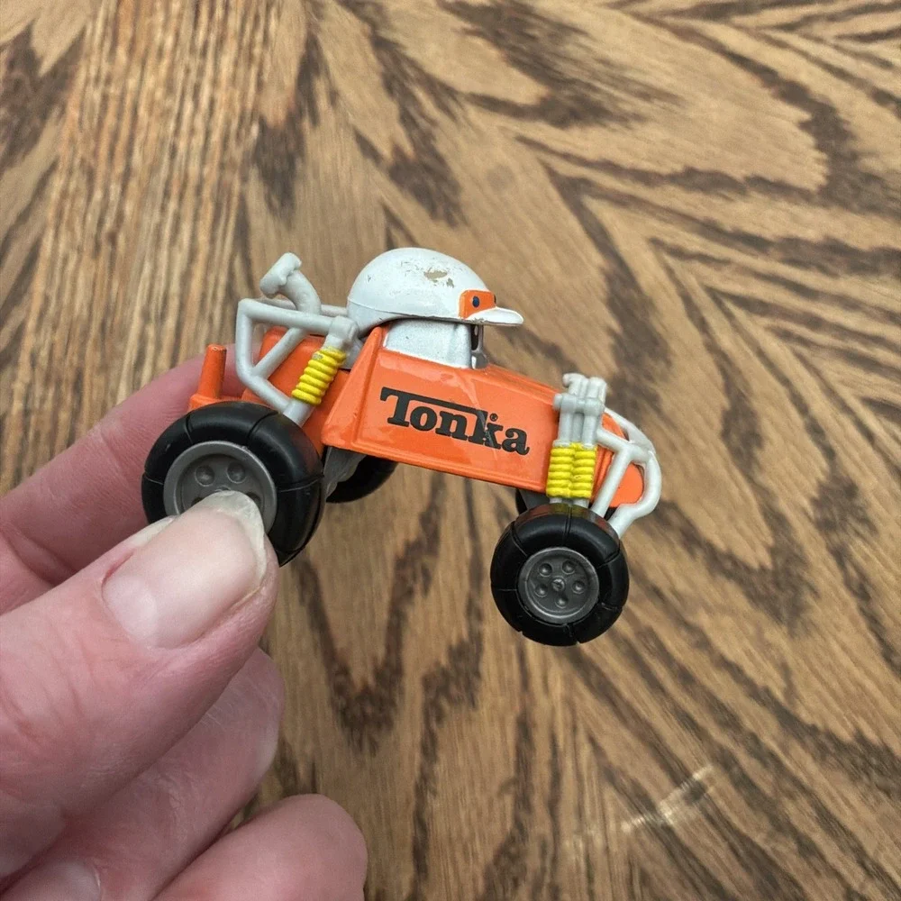 maisto tonka trucks